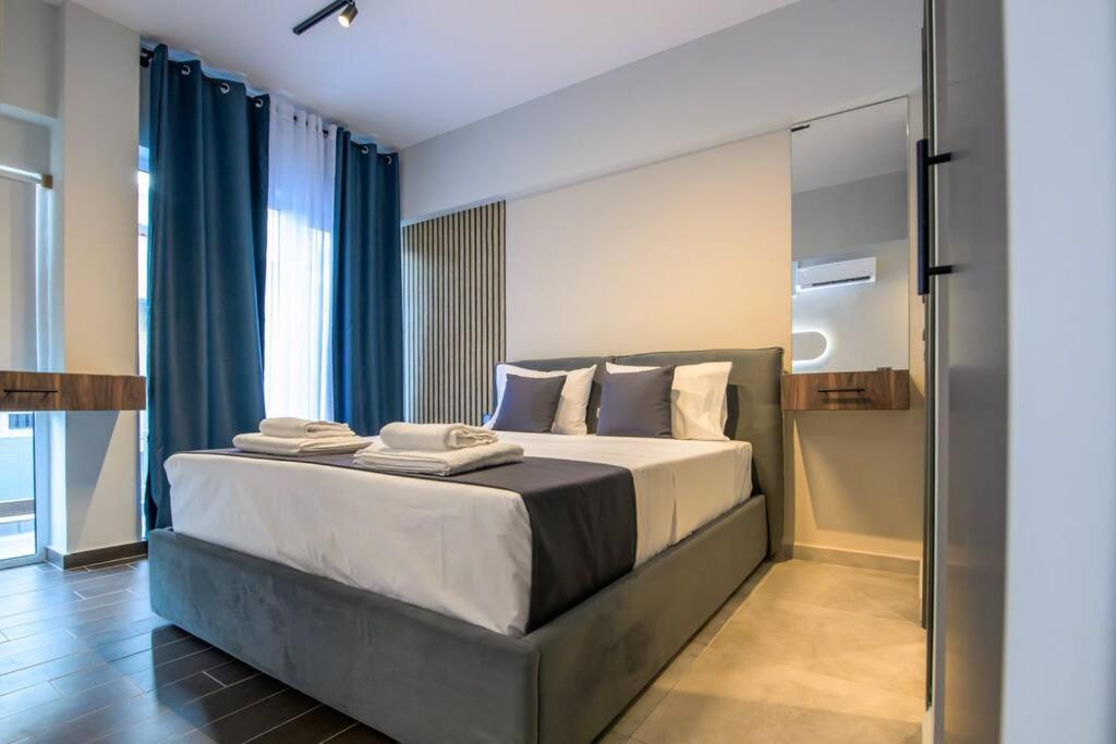 Luxury Central Apartment 4,1 拉里萨 外观 照片